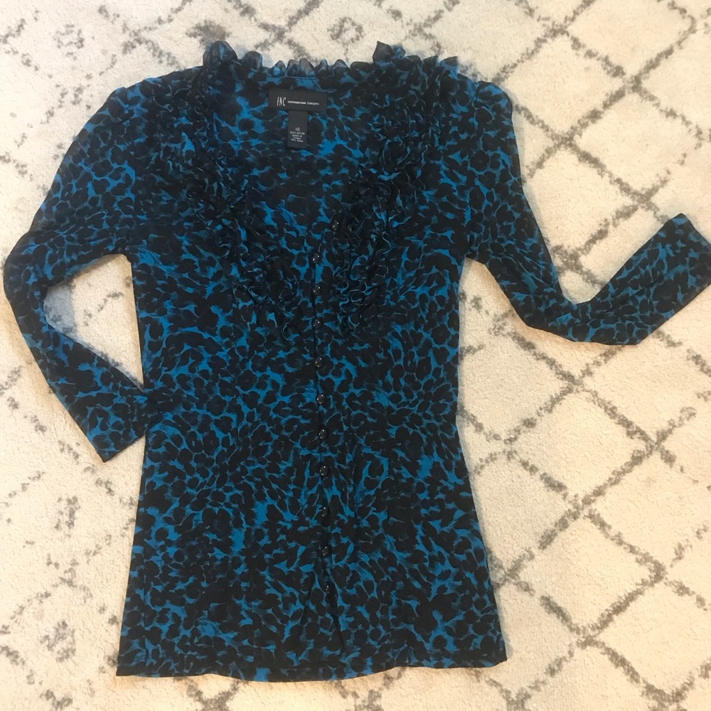 INC blue leopard print top